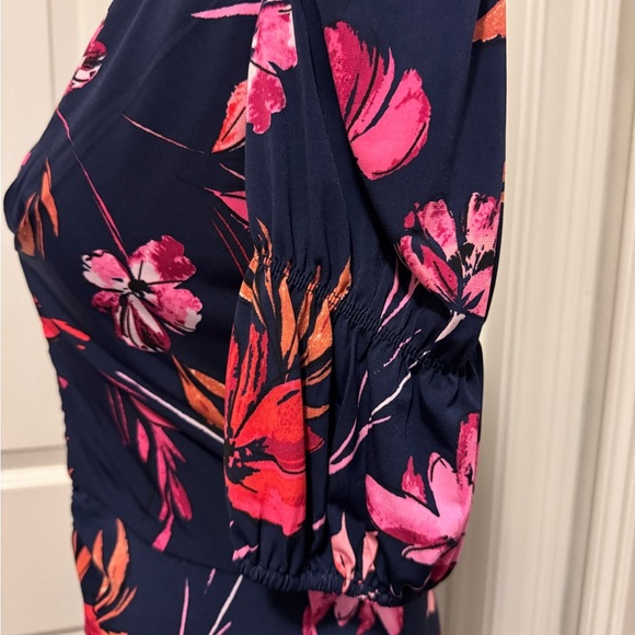 Vince Camuto Blue Ruched Wrap Dress with Puff Sleeves - Picture 4 of 10